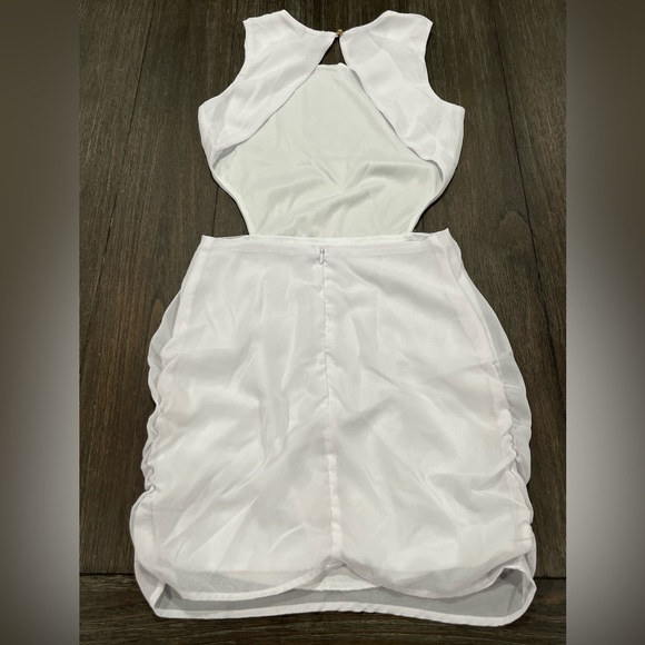 TOBI white open back dress XS - Picture 6 of 9